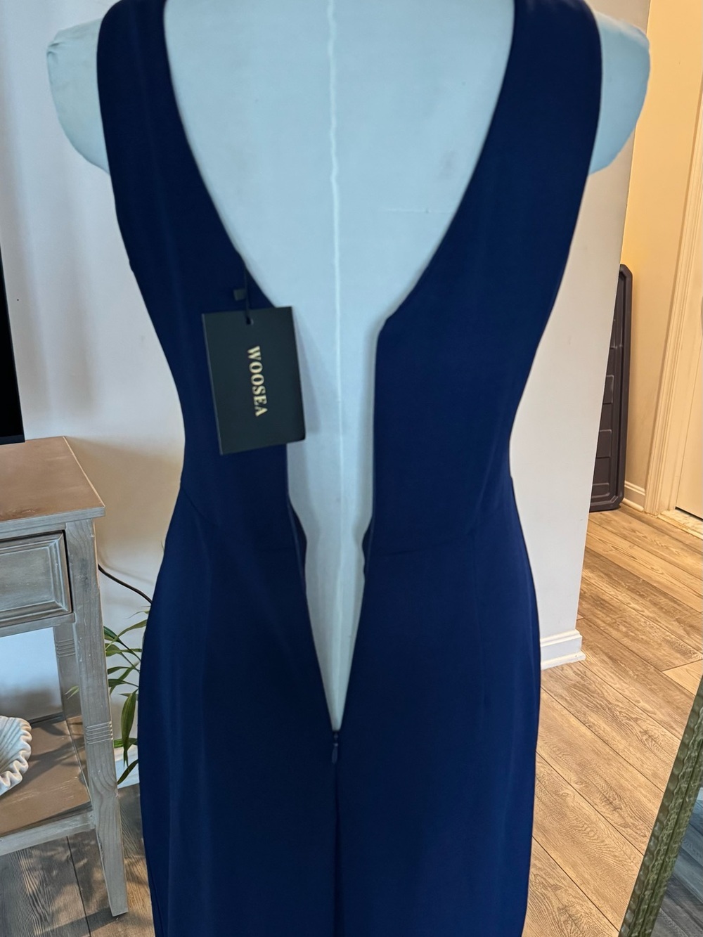 Sleeveless Navy V-Neck Maxi Dress with Side Slit - Picture 8 of 10